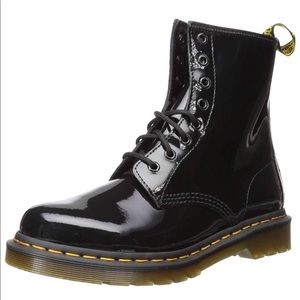 Dr. Marten’s Women's 1460 8-Eye Boot